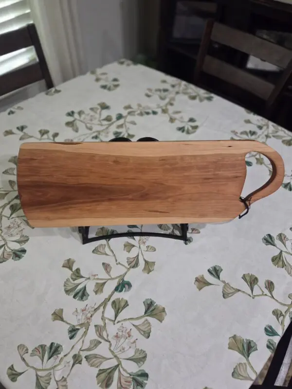 HAND CRAFTED CHERRY CUTTING BOARD