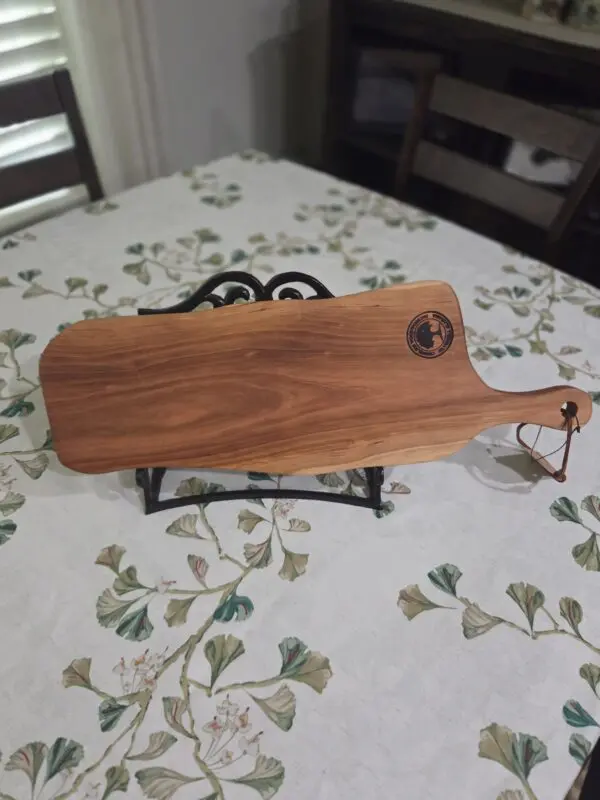 CHERRY CUTTING BOARD